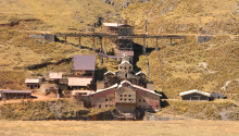 El complejo minero Santa Bárbara, ubicado en Huancavelica, representa claramente un paisaje relicto.  Autor: D. de Lambarri S.