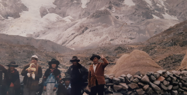 La familia Lázaro que vivía al pie del Nevado Colquipucro.