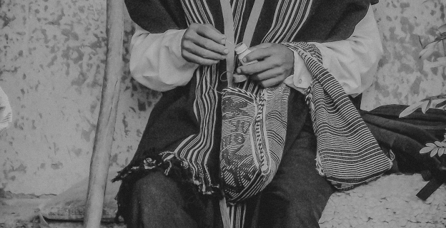 Poblador triteño, momentos antes de diigirse hacia su chacra para realizar la cutipa.