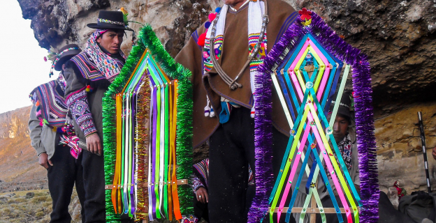 Ritual o cabildo ofrecido en honor al Apu Tambraico. Ritual o cabildo ofrecido en honor al Apu Tambraico.